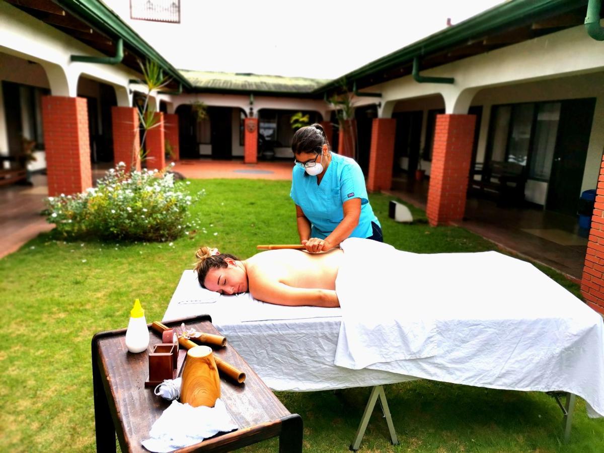 Hotel Wagelia Turrialba Buitenkant foto