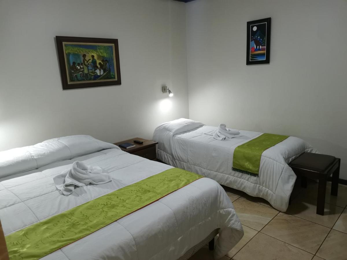 Hotel Wagelia Turrialba Buitenkant foto