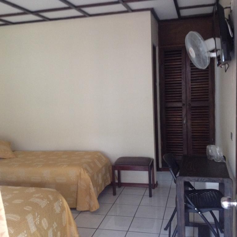 Hotel Wagelia Turrialba Kamer foto