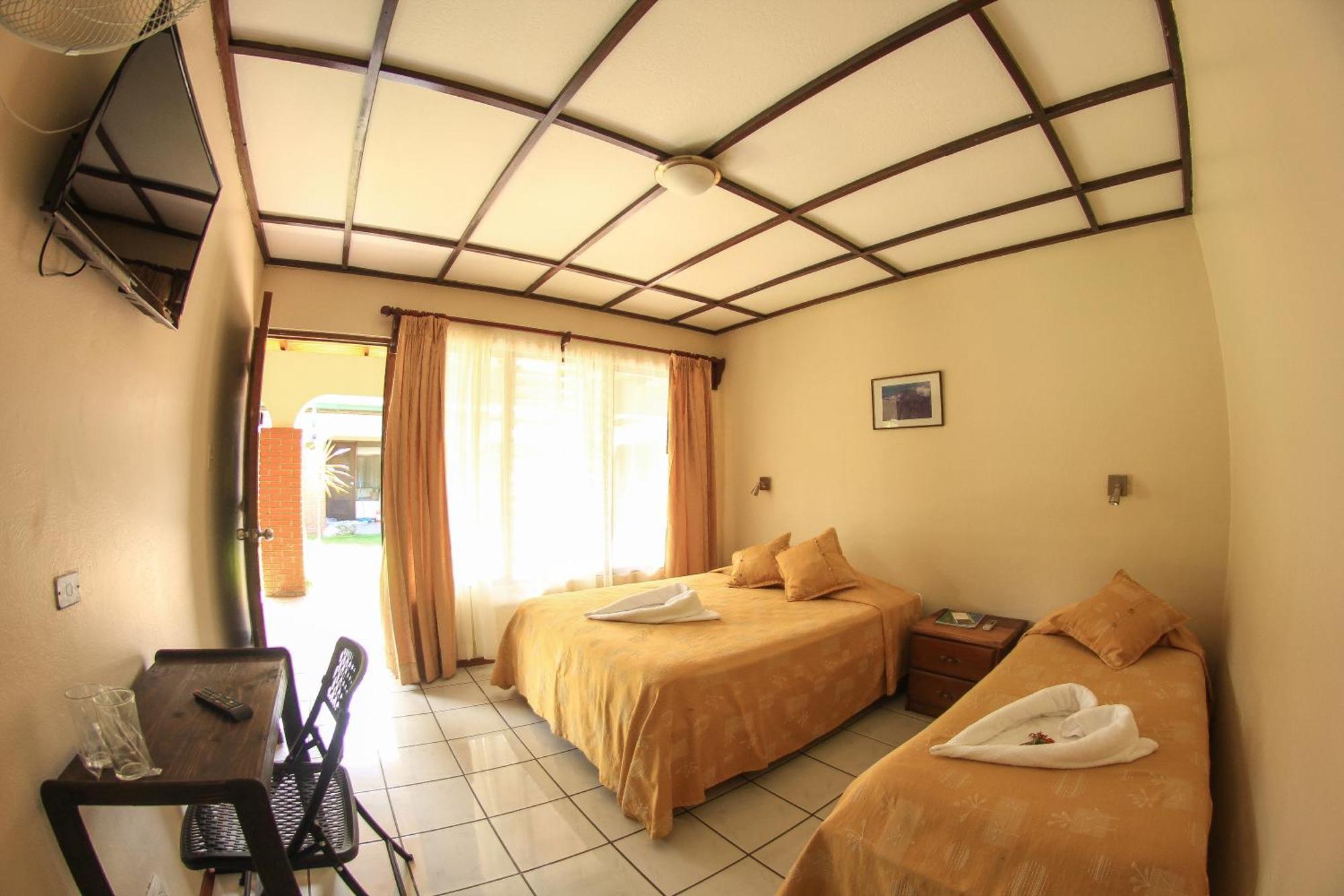 Hotel Wagelia Turrialba Kamer foto